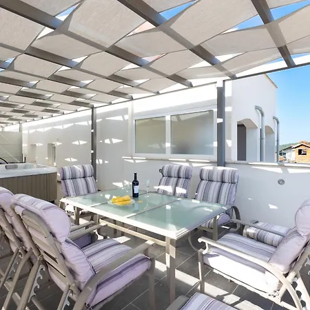 Apartman Agava Lux *