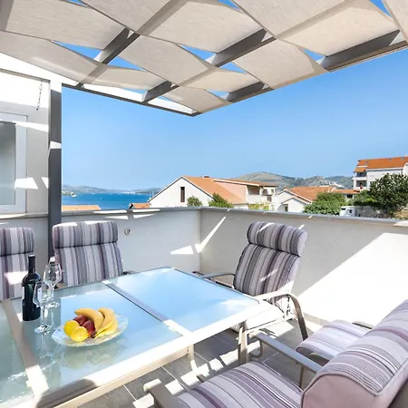 Apartment Agava Lux Trogir